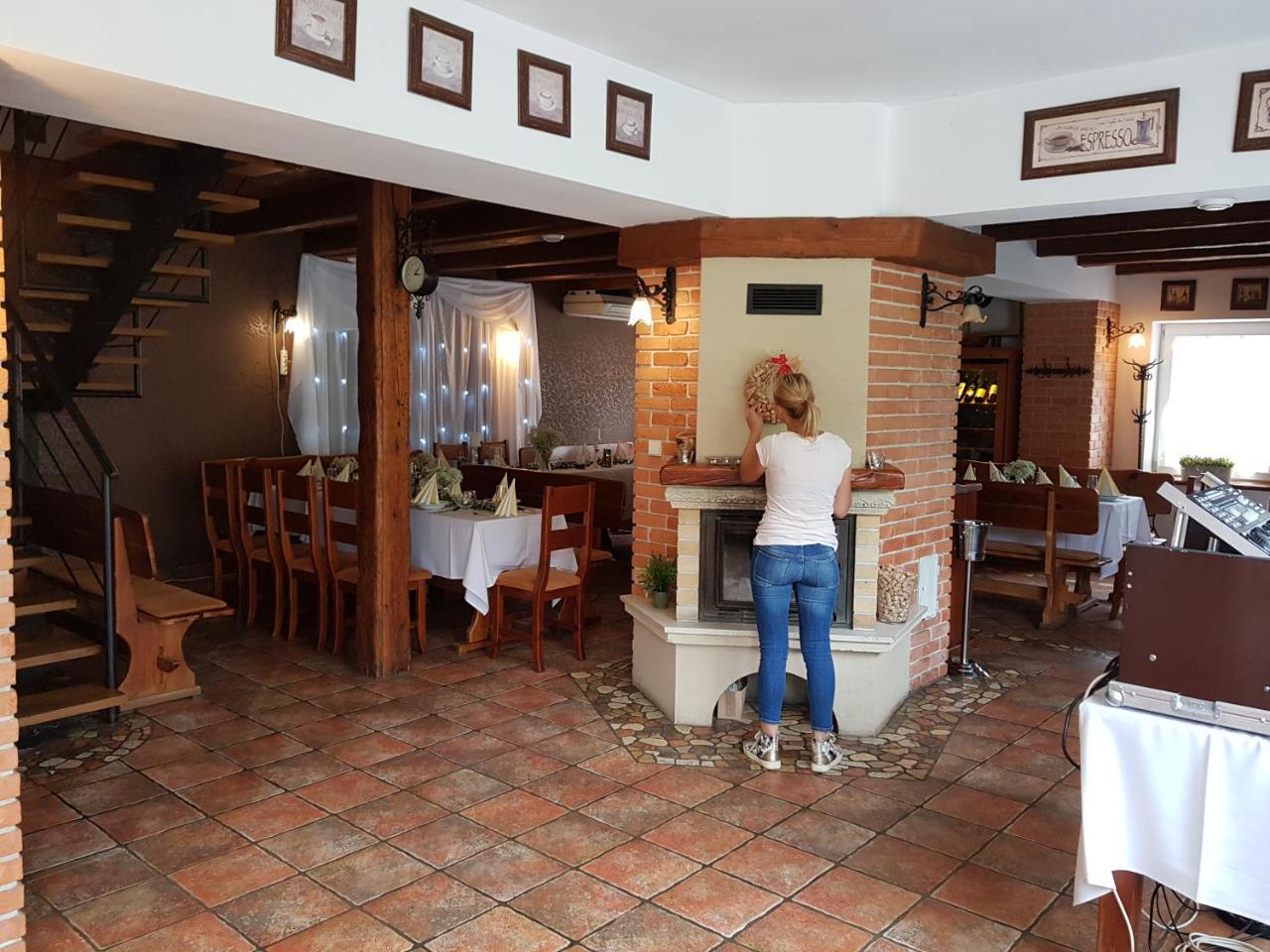 Sabbia Ristorante - Restauracia A Ubytovanie Prievidza Exteriér fotografie